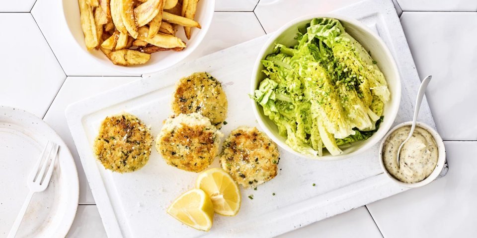 Burger de raie, frites et mayonnaise à la truffe