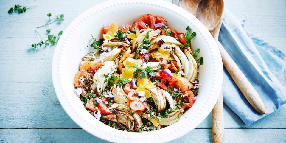 Salade de lentilles épicée aux légumes grillés et fromage de Chimay