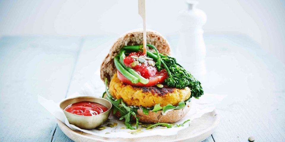 Burgers de légumes au potiron et broccolini