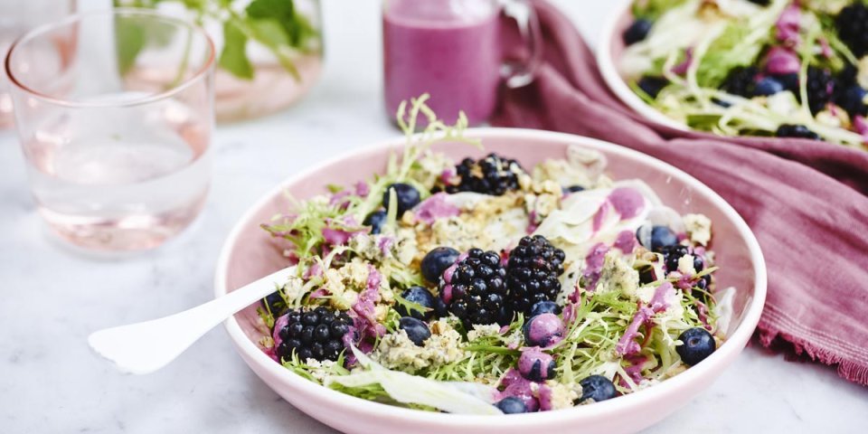 Salade estivale aux mûres et myrtilles Salade estivale aux mûres et myrtilles