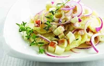 Salade de pommes de terre au thym et à la pomme