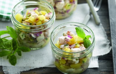 Ceviche de daurade aux pommes de terre, citron vert et menthe