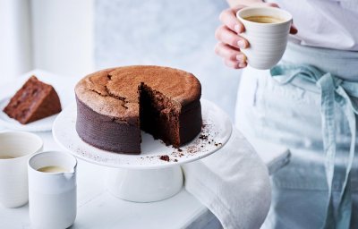 Cake au chocolat, sauce à la bière rouge