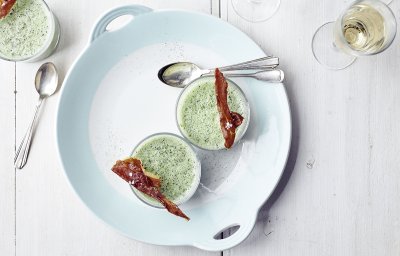 Gaspacho au vert et jambon croustillant