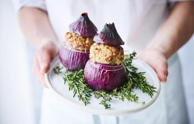 Oignons farcis au haché et fromage de Bruges