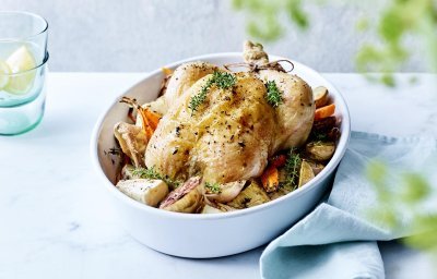 Poulet au four, légumes et pommes de terre