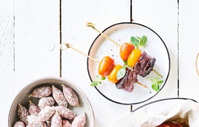 Brochettes de tomates et boudin noir