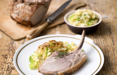 Carré de porc au stoemp de chou vert et à l'oignon caramelisé