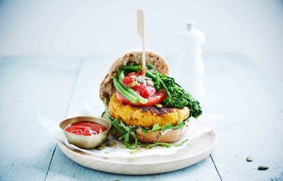 Burgers de légumes au potiron et broccolini