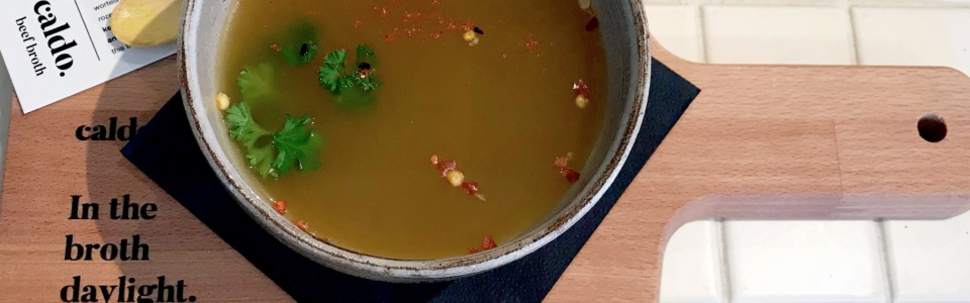 Bouillon de boeuf © Caldo Bouillon de boeuf © Caldo