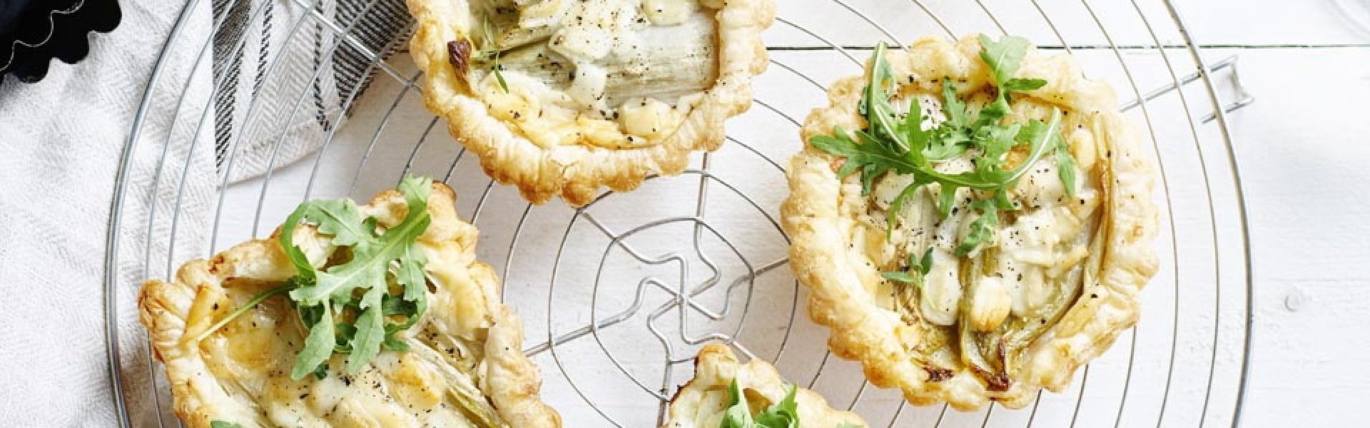 Tartelettes aux chicons et au fromage de brebis Tartelettes aux chicons et au fromage de brebis