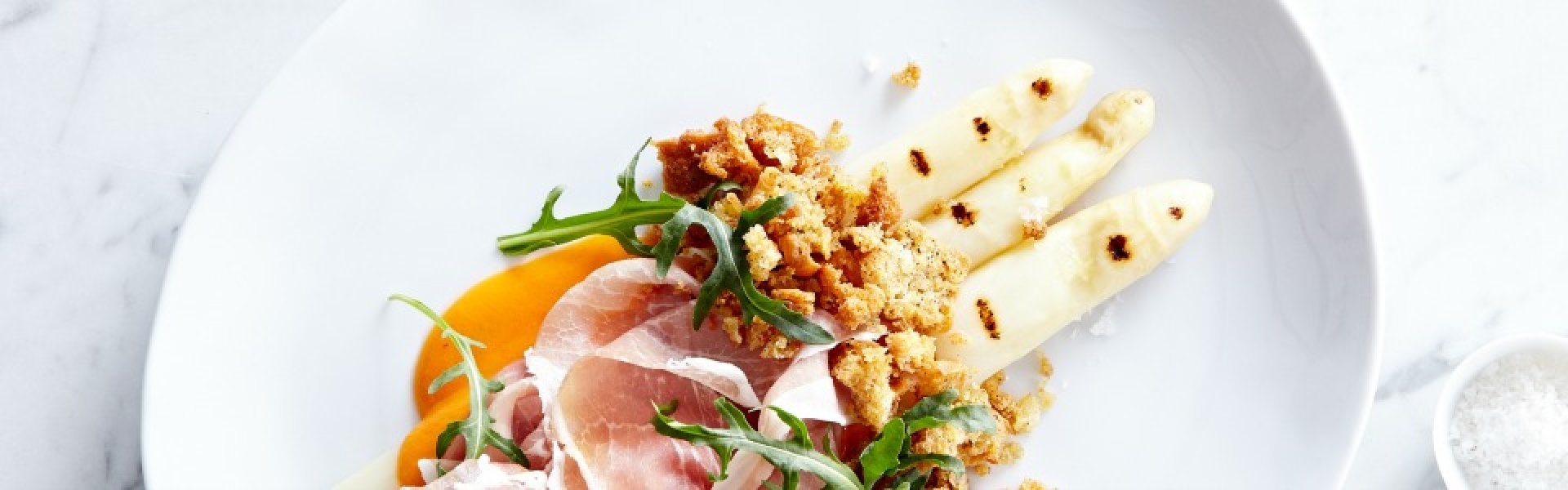 Asperges et jambon sec