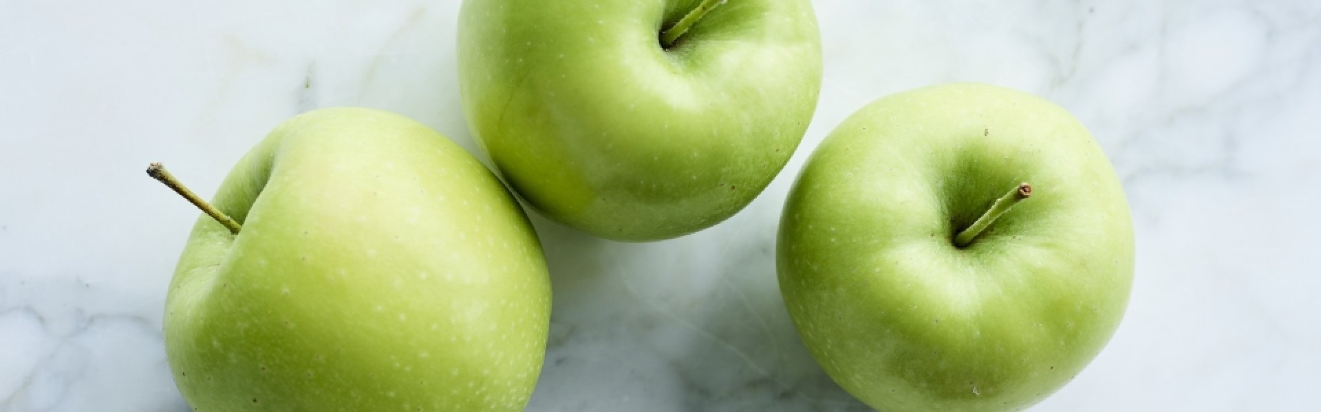 Une pomme verte est-elle toujours verte?