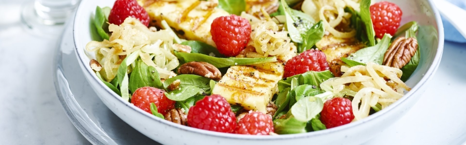 Salade aux framboises et Berloumi Salade aux framboises et Berloumi