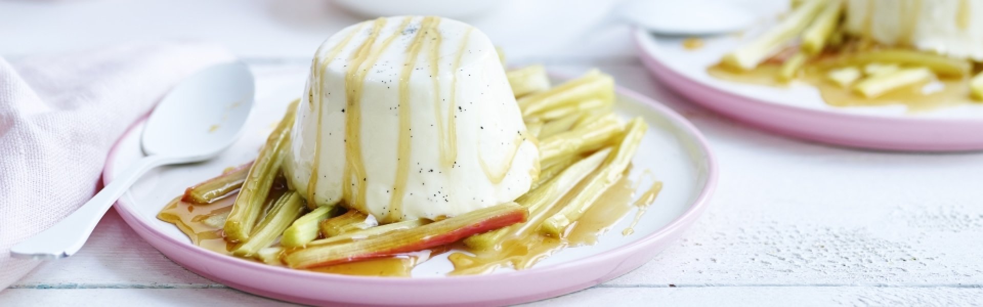 Panna cotta à la rhubarbe Panna cotta à la rhubarbe