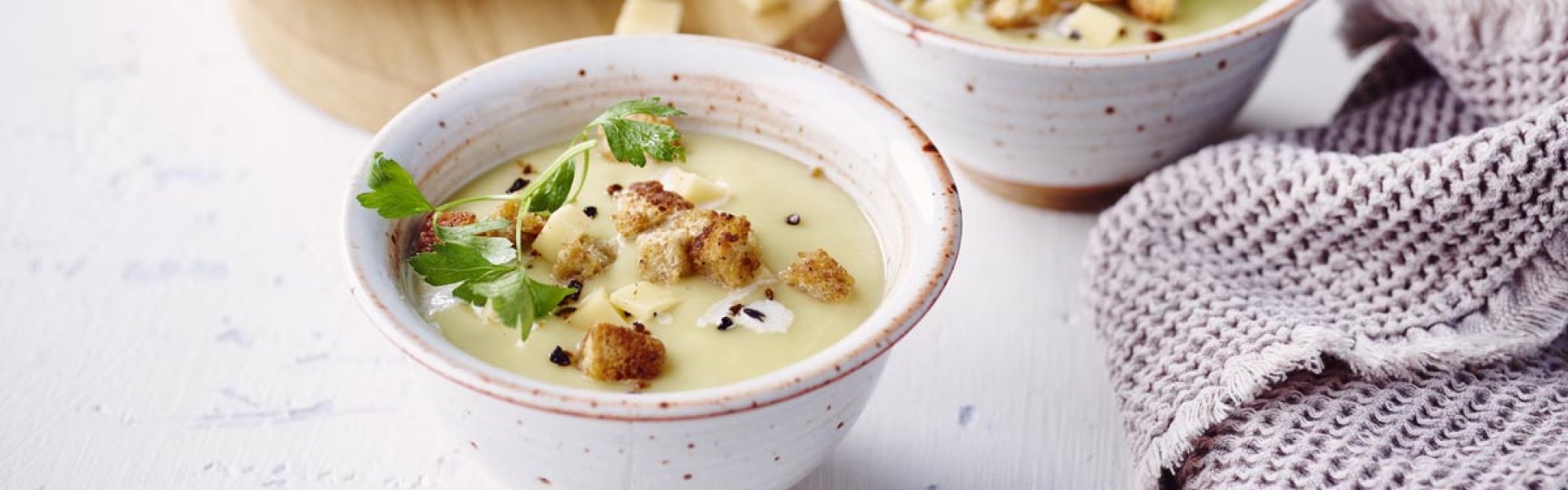 Soupe de panais au fromage d’abbaye belge et croutons épicés Soupe de panais au fromage d’abbaye belge et croutons épicés