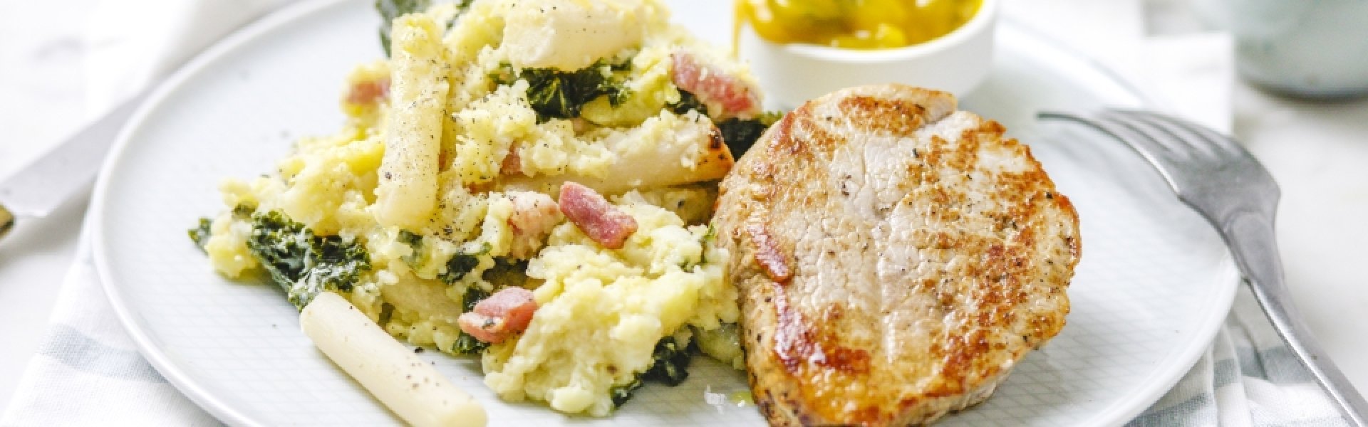 Purée de chou frisé aux salsifis et escalope de veau Purée de chou frisé aux salsifis et escalope de veau