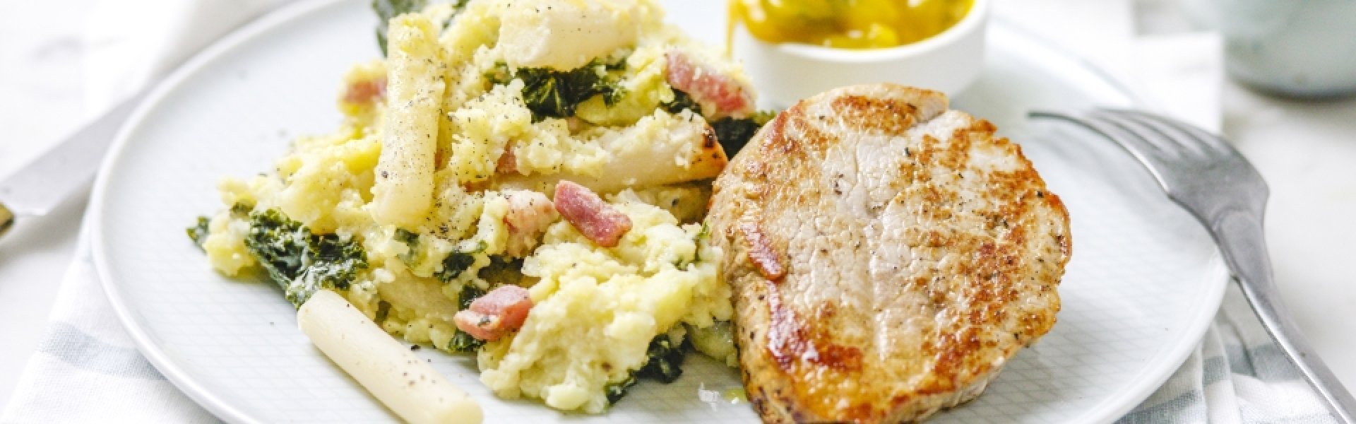 Purée de chou frisé aux salsifis et escalope de veau