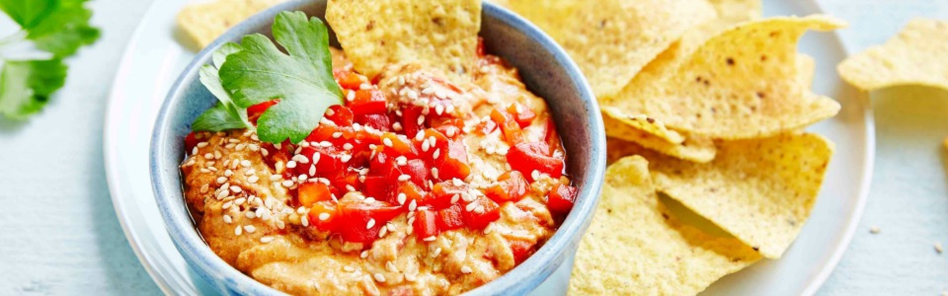 Sauce dip relevée, aux aubergines et aux poivrons Sauce dip relevée, aux aubergines et aux poivrons