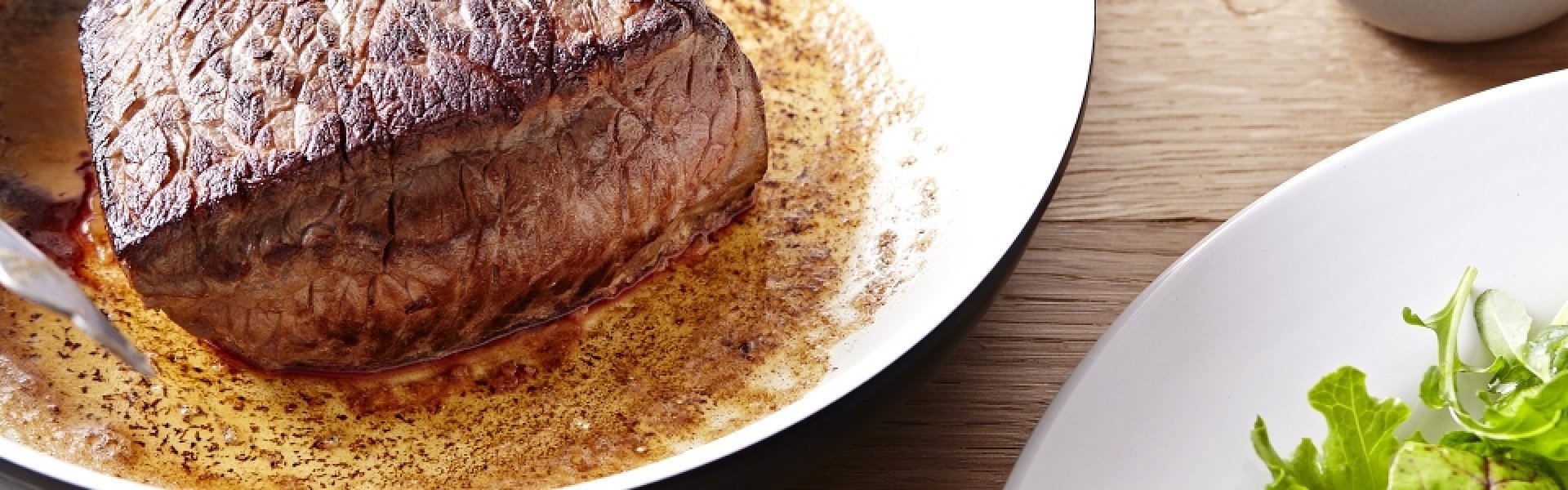 Cuisson de la viande à la poêle : 7 astuces pour un résultat parfait Cuisson de la viande à la poêle : 7 astuces pour un résultat parfait